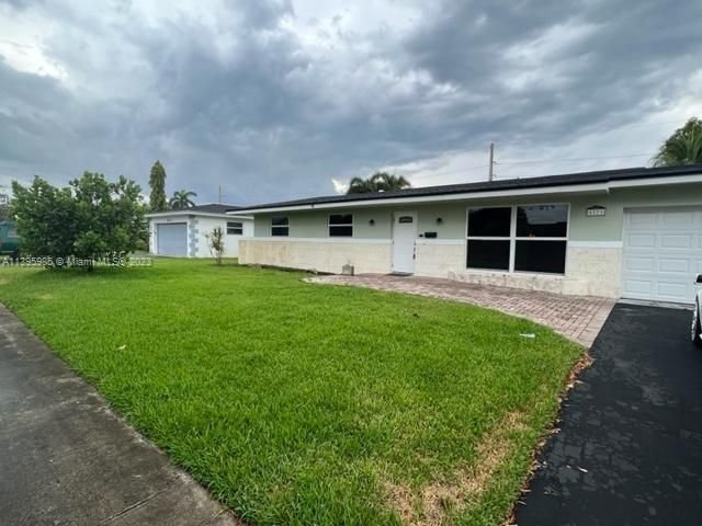 Real estate property located at 1121 75th Ter, Broward County, Plantation, FL