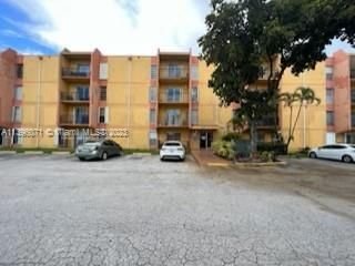 Real estate property located at 4707 7th St #102-8, Miami-Dade County, Miami, FL