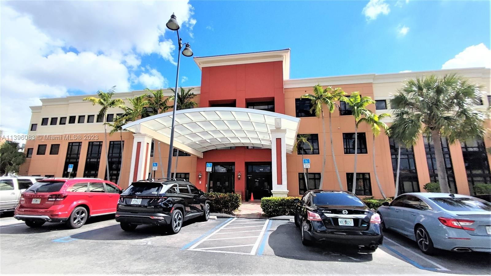 Real estate property located at 925 30th Ter #300, Miami-Dade County, Homestead, FL