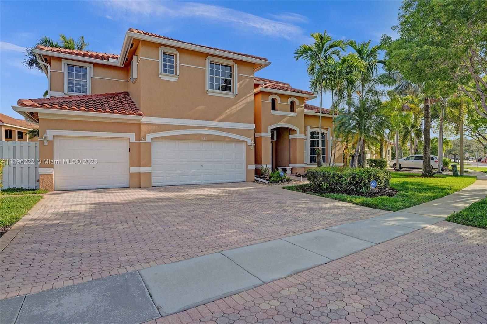 Real estate property located at 16317 15th St, Broward County, Pembroke Pines, FL