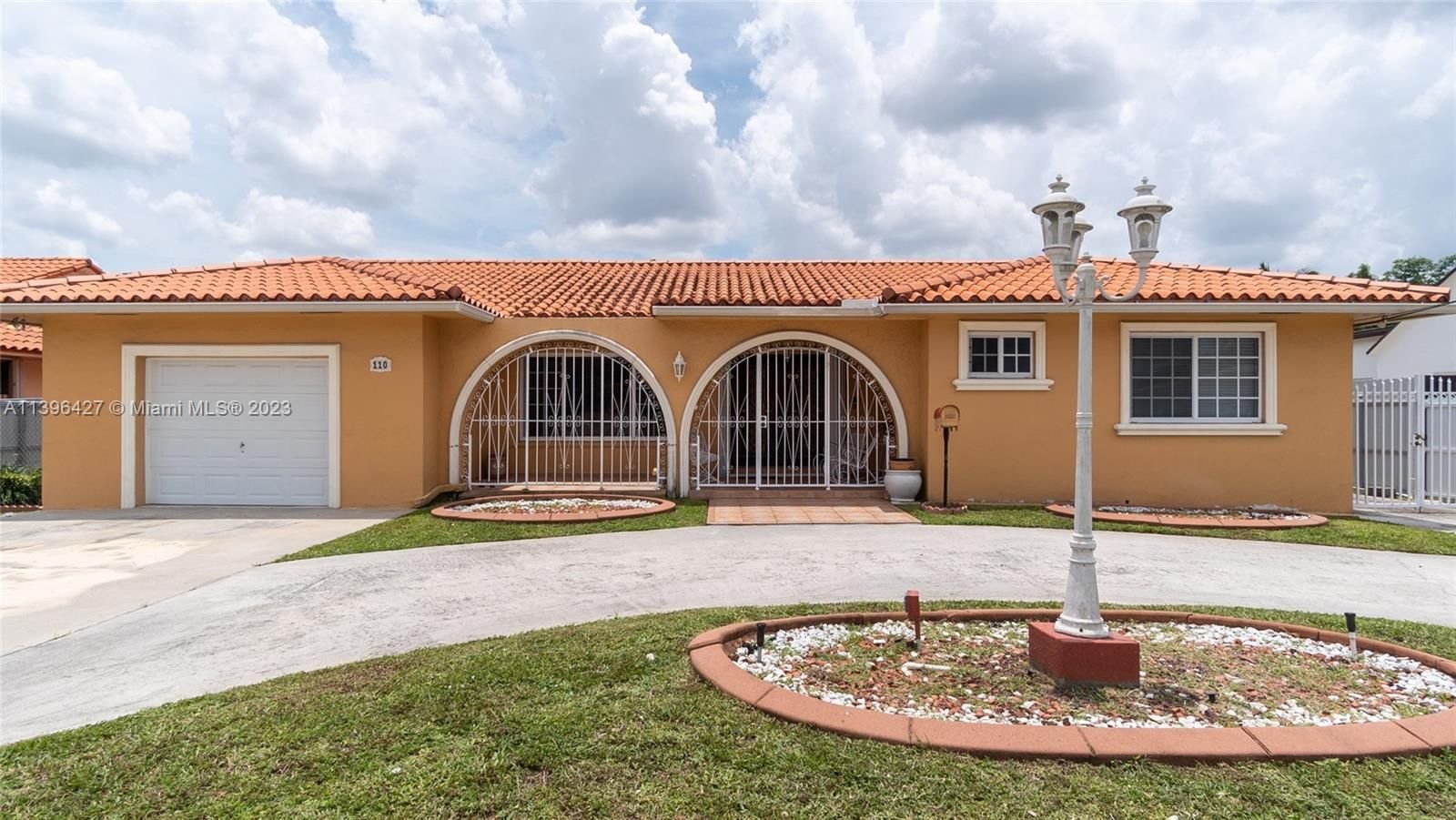 Real estate property located at 110 39th Pl, Miami-Dade County, Hialeah, FL
