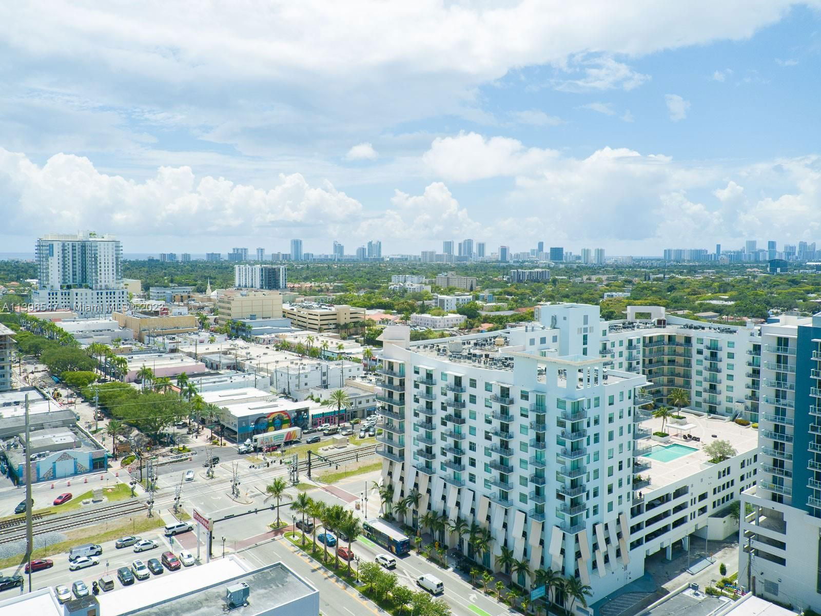 Real estate property located at 140 Dixie Hwy #603, Broward County, Hollywood, FL
