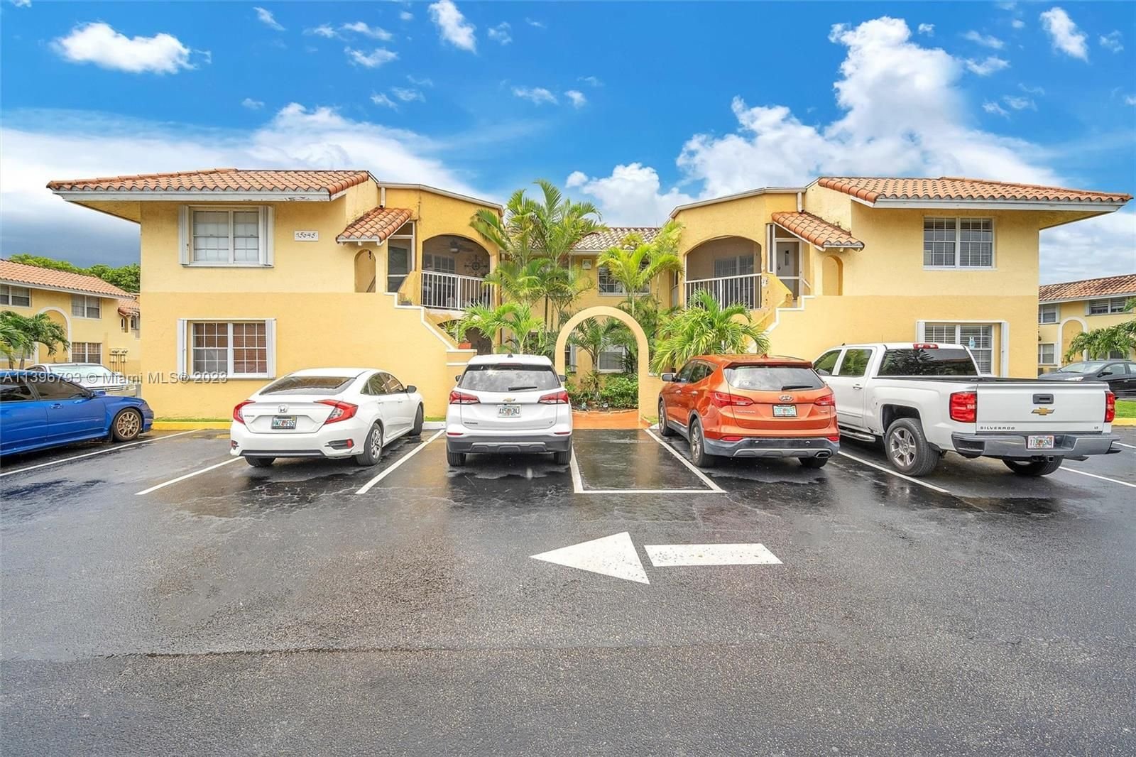 Real estate property located at 15645 74th Cir Dr #5-5, Miami-Dade County, Miami, FL