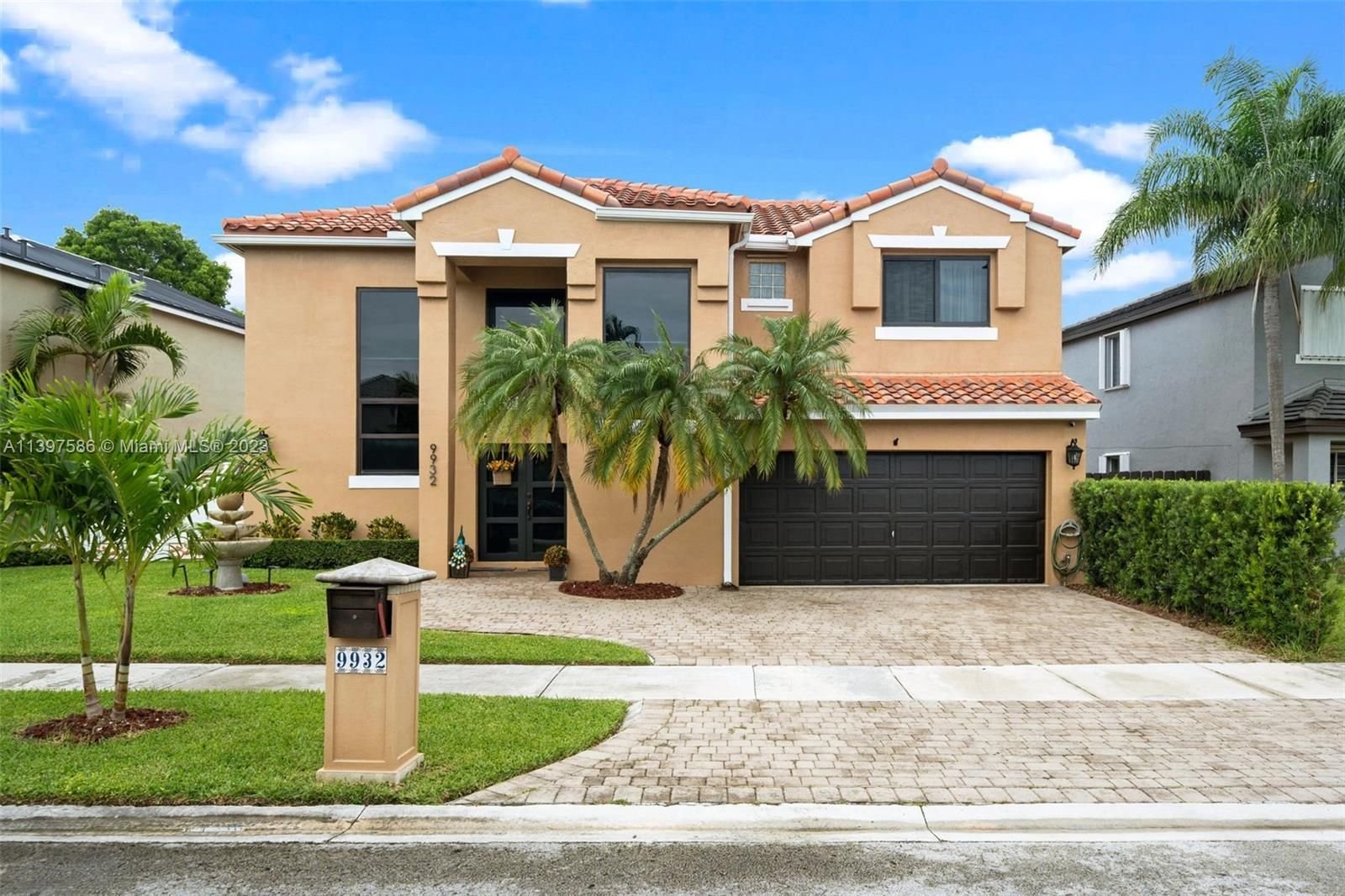 Real estate property located at 9932 154th Pl, Miami-Dade County, Miami, FL