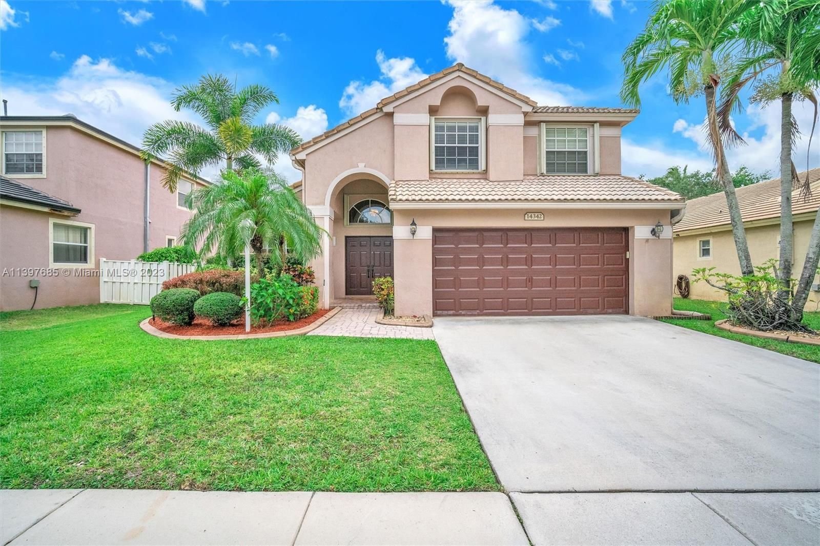 Real estate property located at 14342 14th Ct, Broward County, Pembroke Pines, FL
