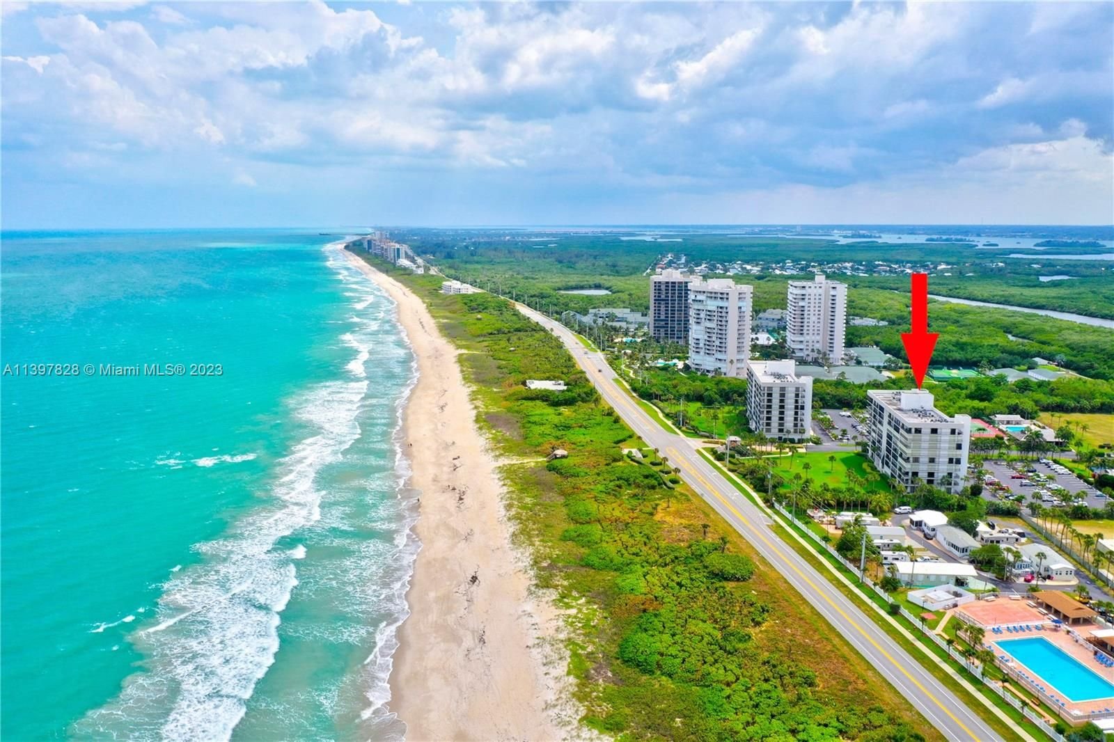 Real estate property located at 5061 North Highway A1a #303, St Lucie County, Hutchinson Island, FL
