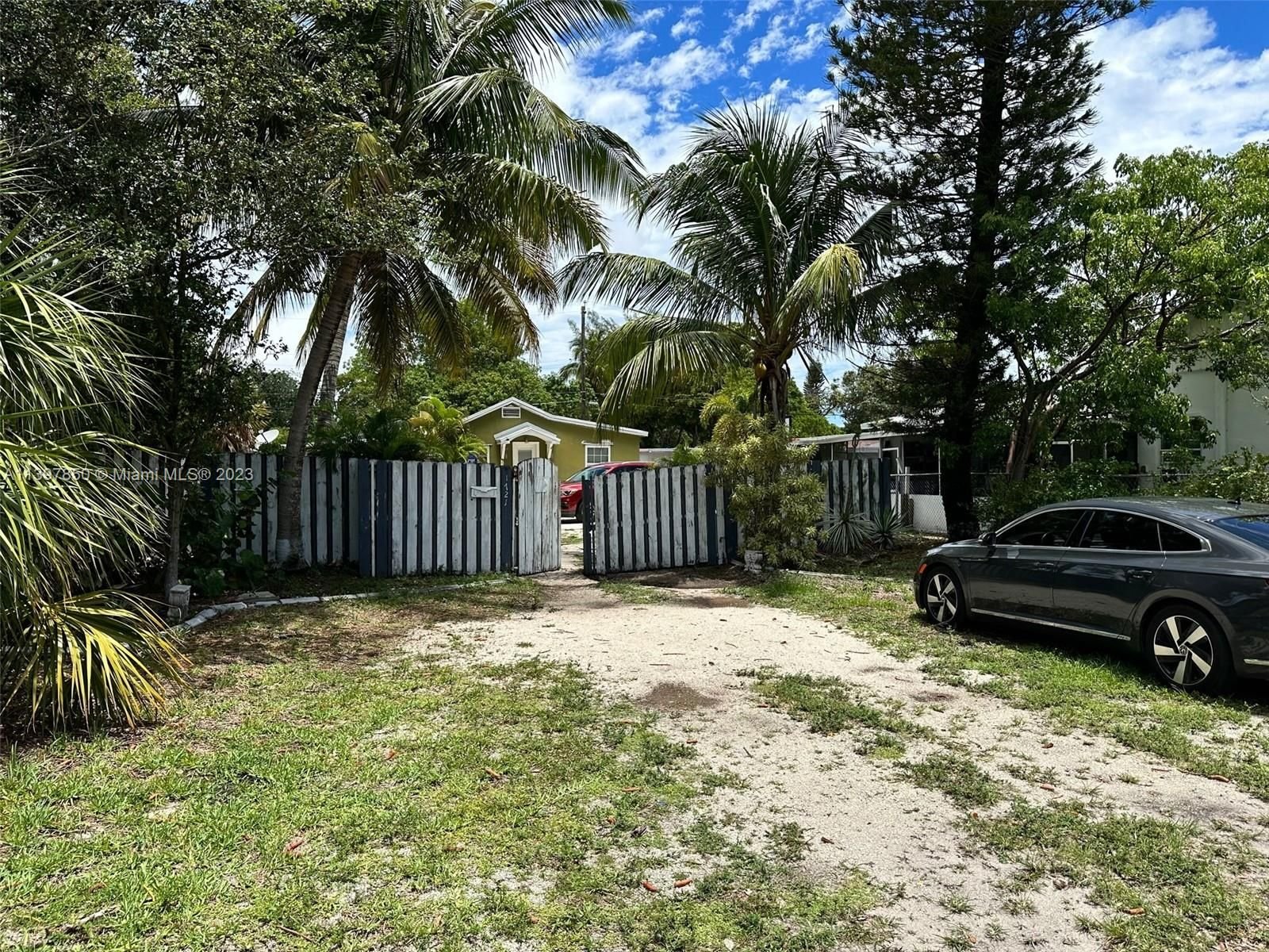 Real estate property located at 1721 Mckinley St, Broward County, Hollywood, FL