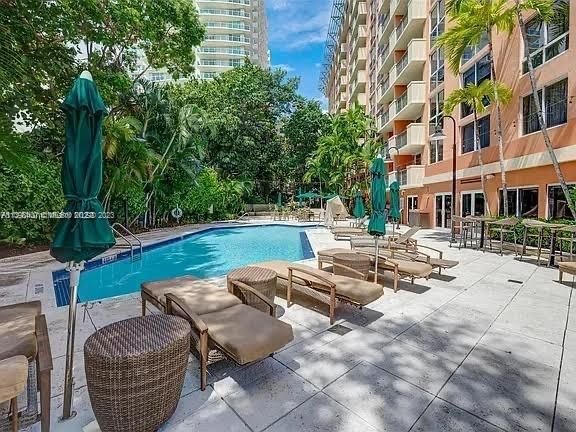Real estate property located at 2951 Bayshore Dr #516, Miami-Dade County, Miami, FL