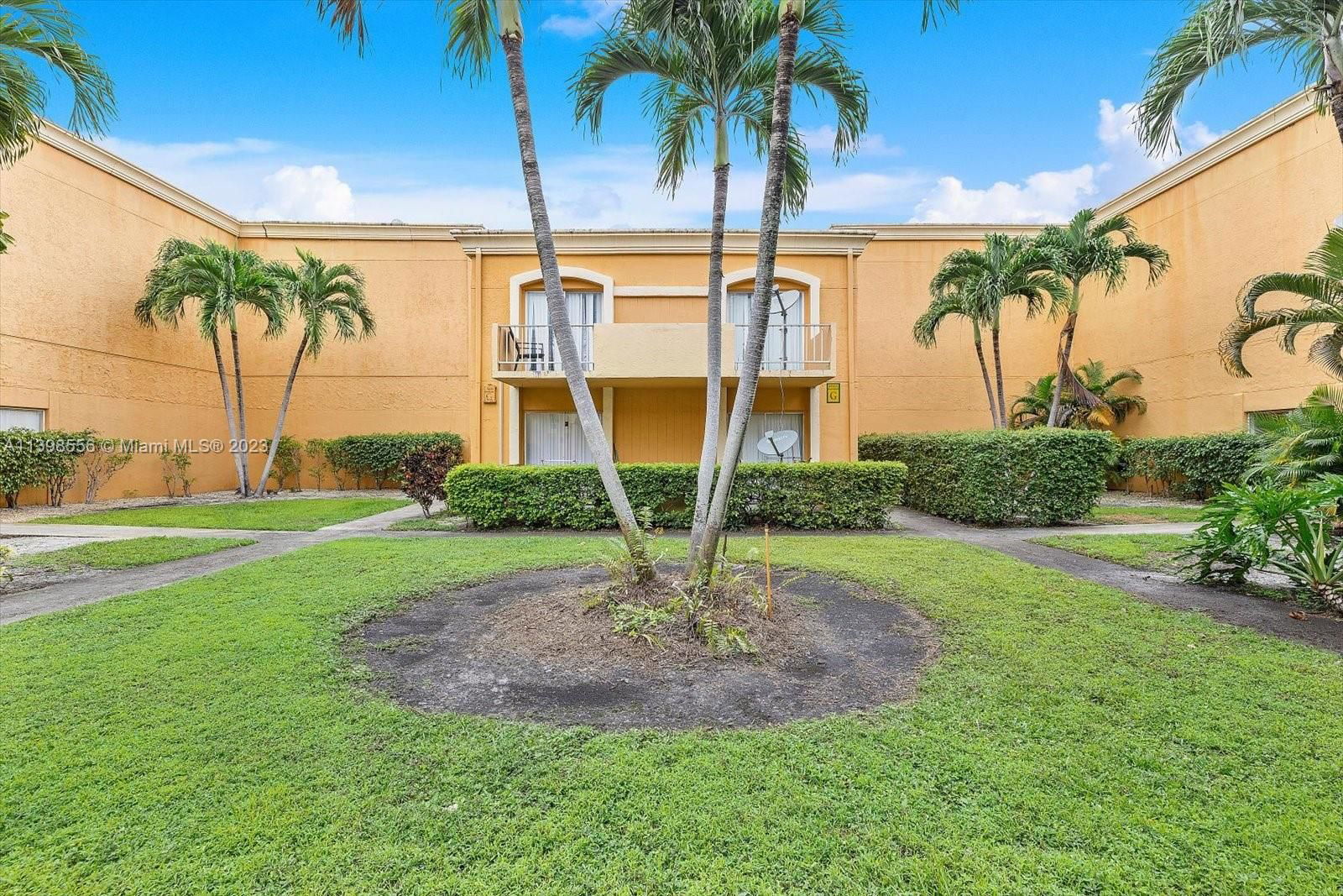 Real estate property located at 18111 68th Ave H103, Miami-Dade County, Hialeah, FL