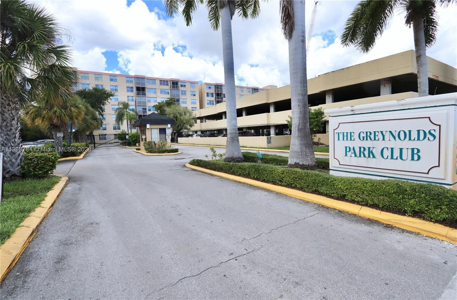 Real estate property located at 17890 Dixie Hwy 205 Hwy #205, Miami-Dade County, GREYNOLDS PARK CLUB CONDO, North Miami Beach, FL