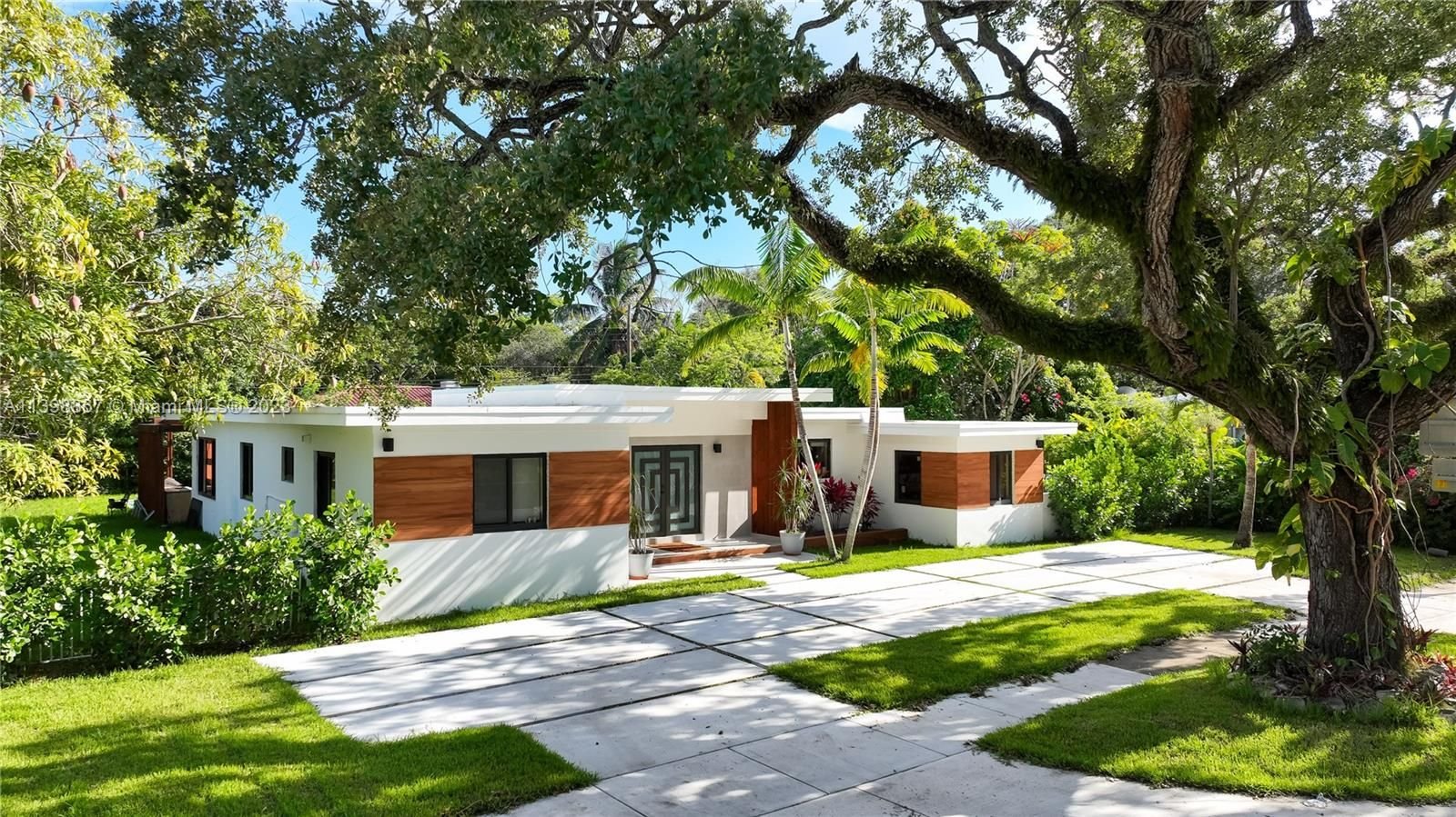 Real estate property located at 570 103rd St, Miami-Dade County, MIAMI SHORES SEC 4 AMD PL, Miami Shores, FL