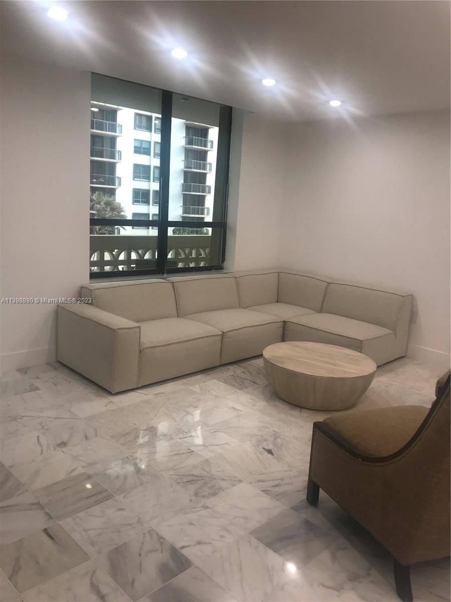 Real estate property located at 10185 Collins Ave #516, Miami-Dade County, THE PLAZA OF BAL HARBOUR, Bal Harbour, FL