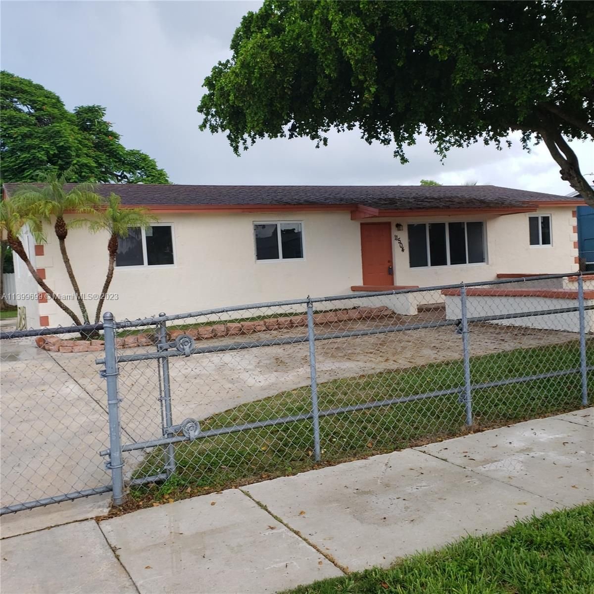 Real estate property located at 11504 226th St, Miami-Dade County, Miami, FL