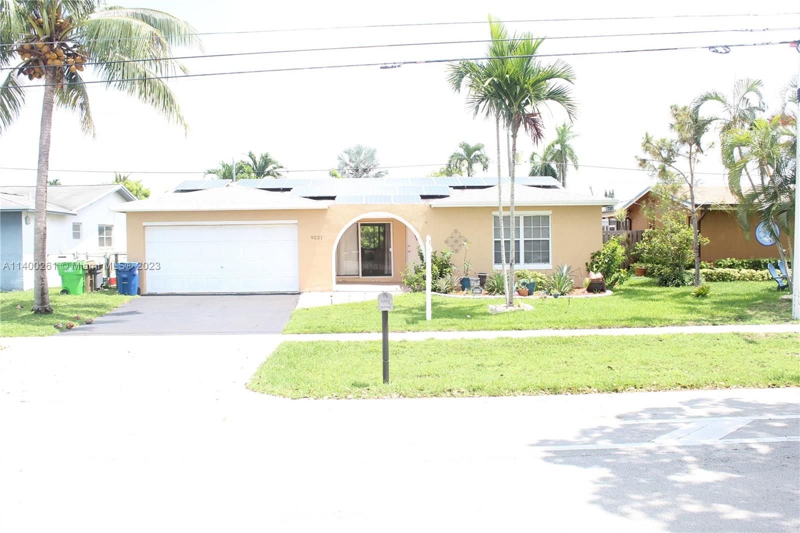 Real estate property located at 9221 Sunset Strip, Broward County, Sunrise, FL