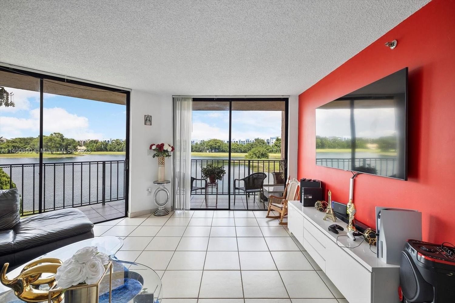 Real estate property located at 9688 Fontainebleau Blvd #208, Miami-Dade County, GOLFVIEW CL FONTAINBL PK, Miami, FL