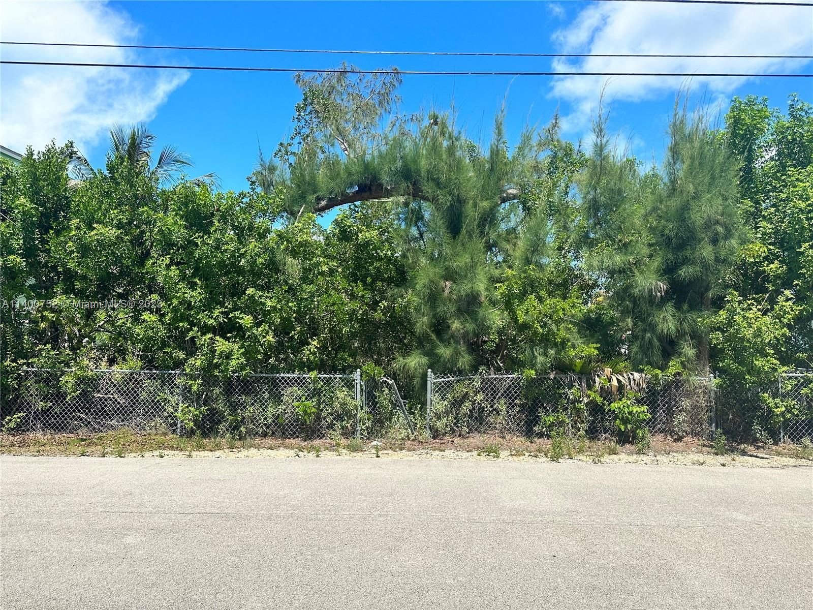 Real estate property located at 0 Harbour Dr, Monroe County, SUNSET WATERWAYS, Key Largo, FL