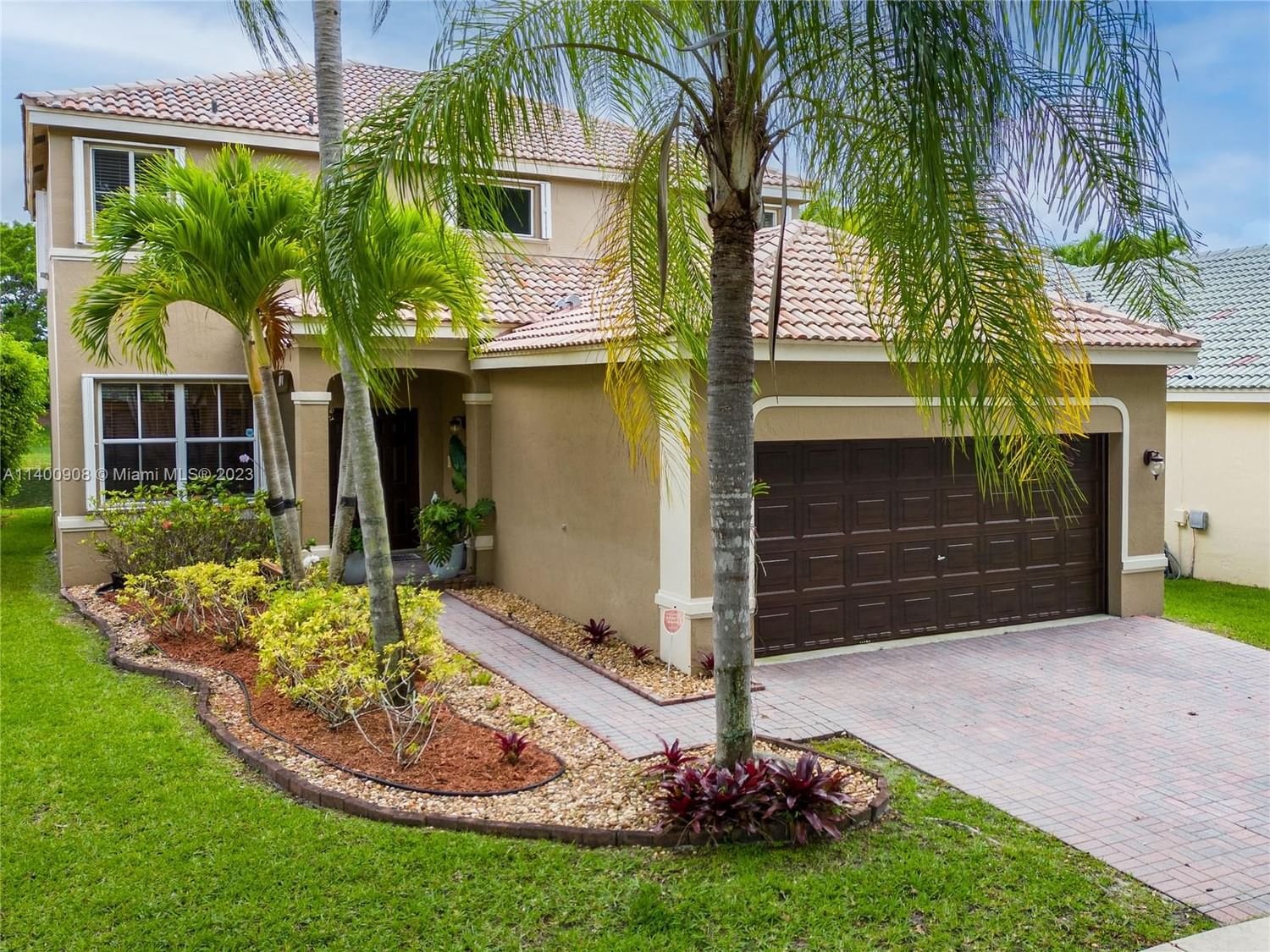 Real estate property located at 4375 Foxtail Ln, Broward County, Weston, FL