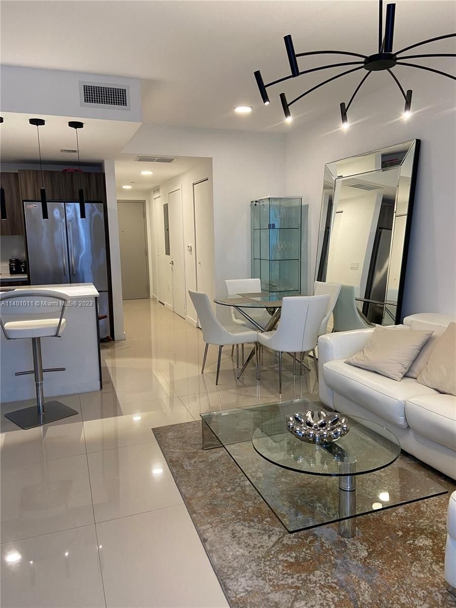 Real estate property located at 488 18th St #4404, Miami-Dade County, Miami, FL