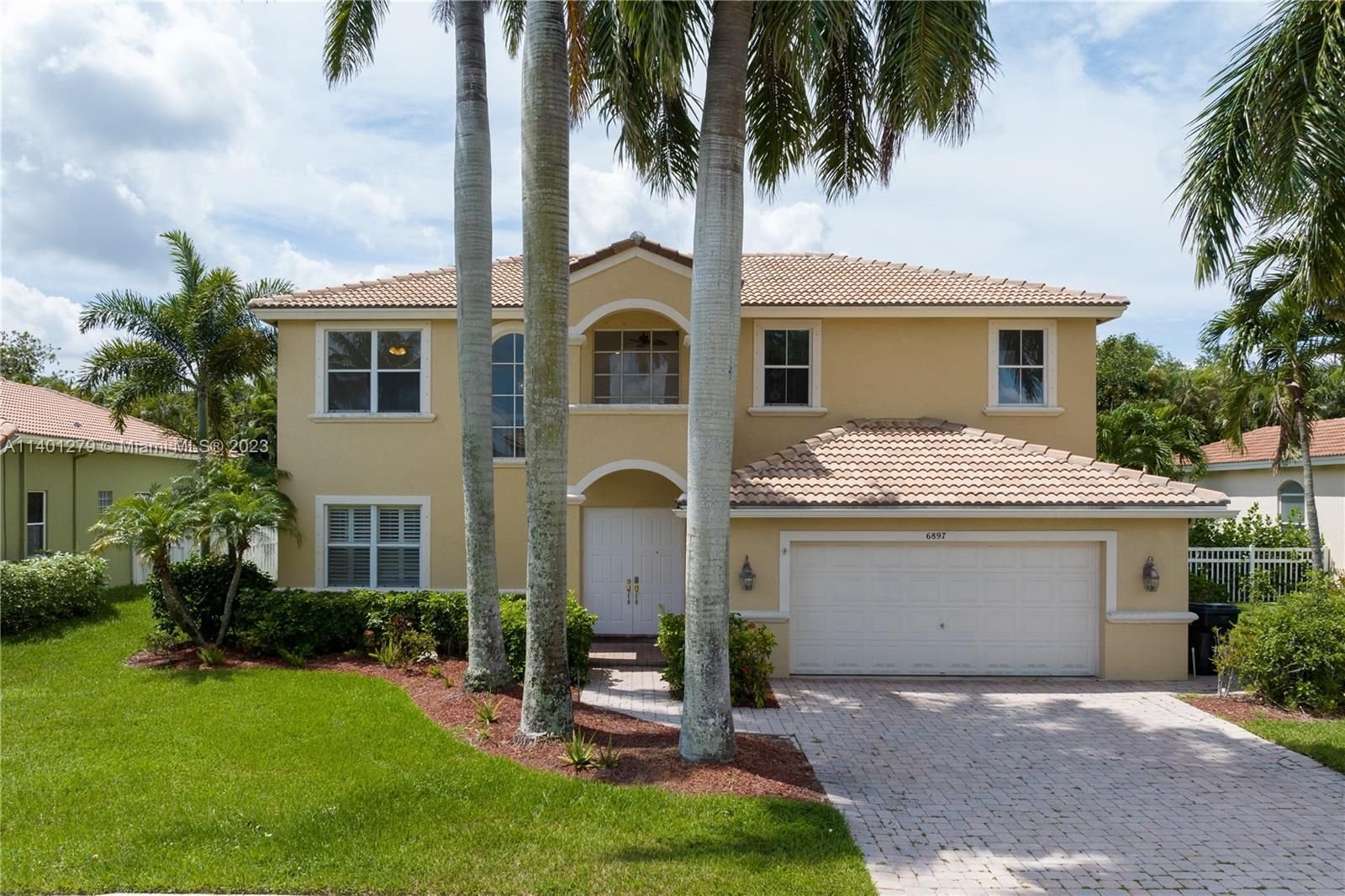Real estate property located at 6897 Finamore Cir, Palm Beach County, Lake Worth, FL