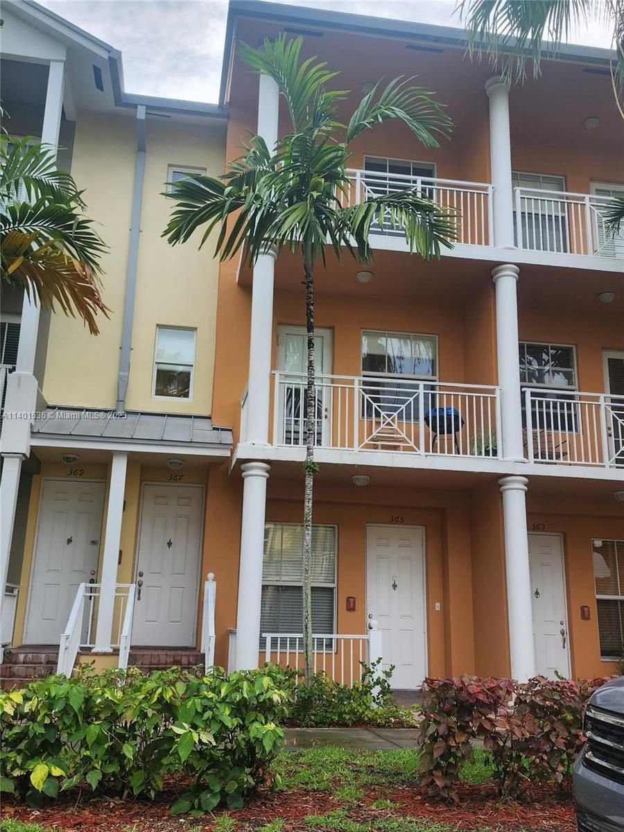 Real estate property located at 365 13th Ter #365, Broward County, Fort Lauderdale, FL