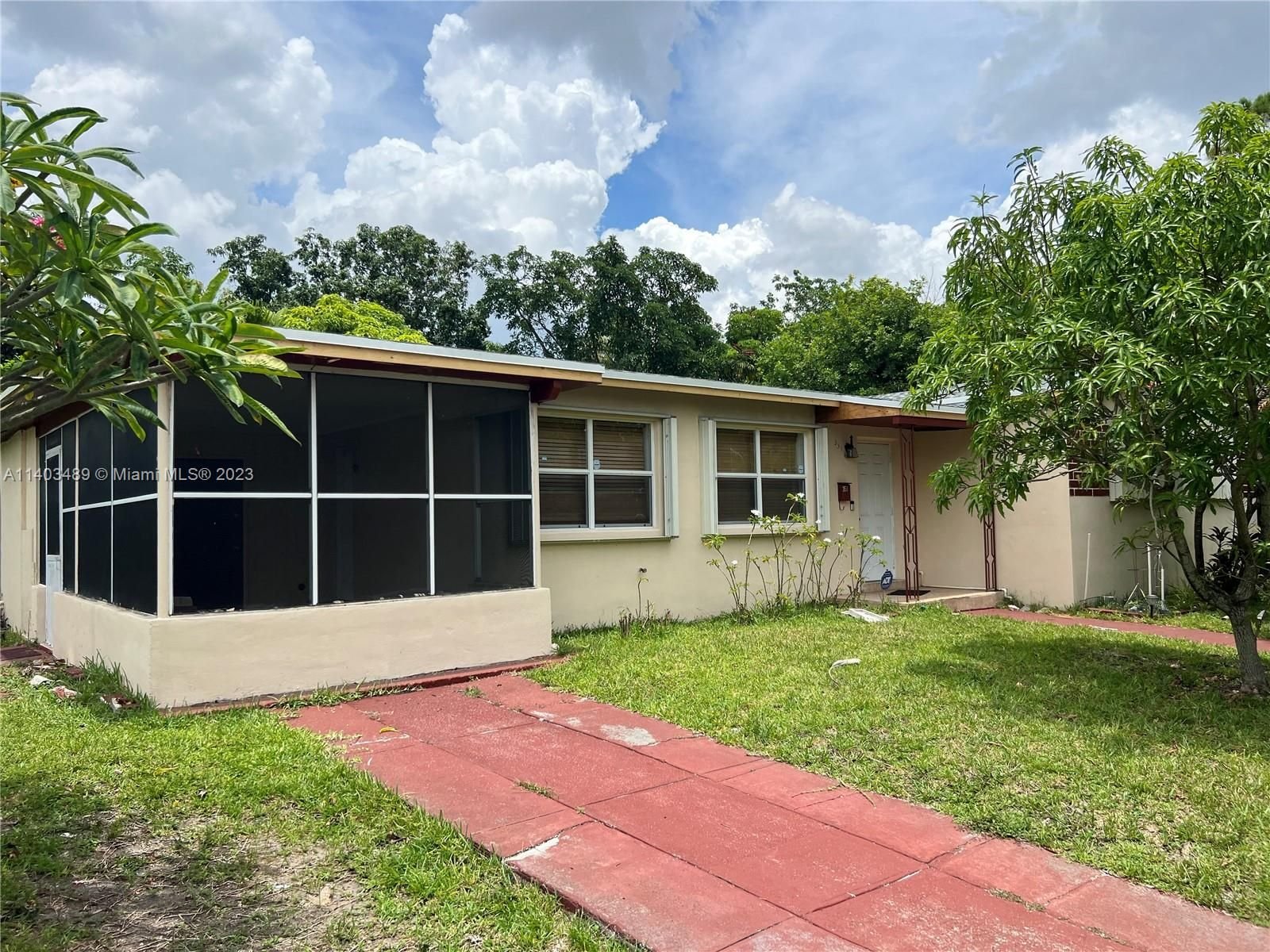 Real estate property located at 351 195th Ter, Miami-Dade County, Miami Gardens, FL
