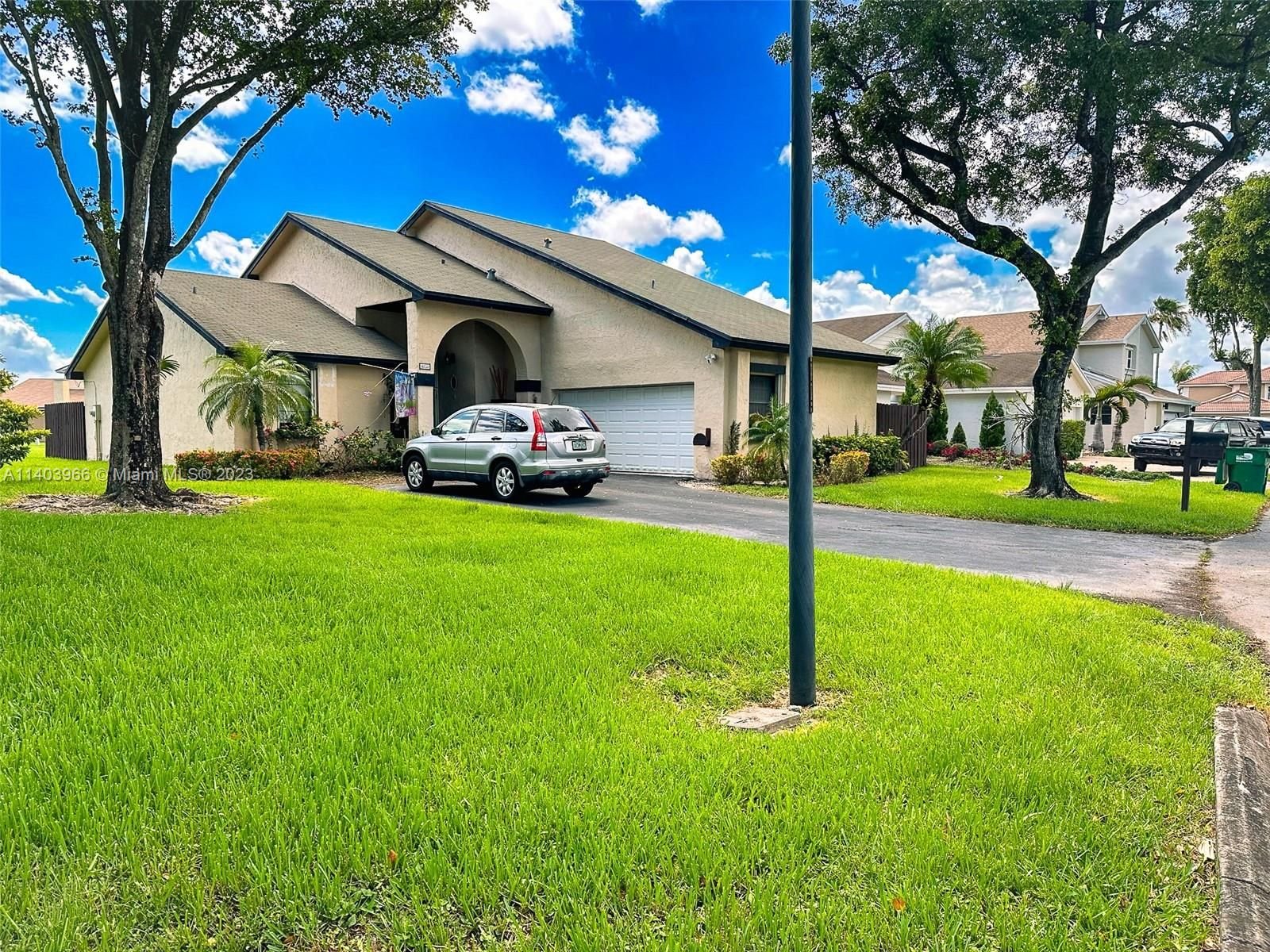 Real estate property located at 4238 147th Ct, Miami-Dade County, Miami, FL