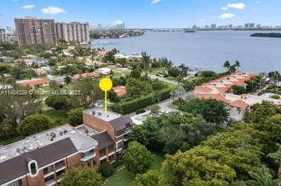 Real estate property located at 1574 Quayside Ter D18, Miami-Dade County, Miami, FL