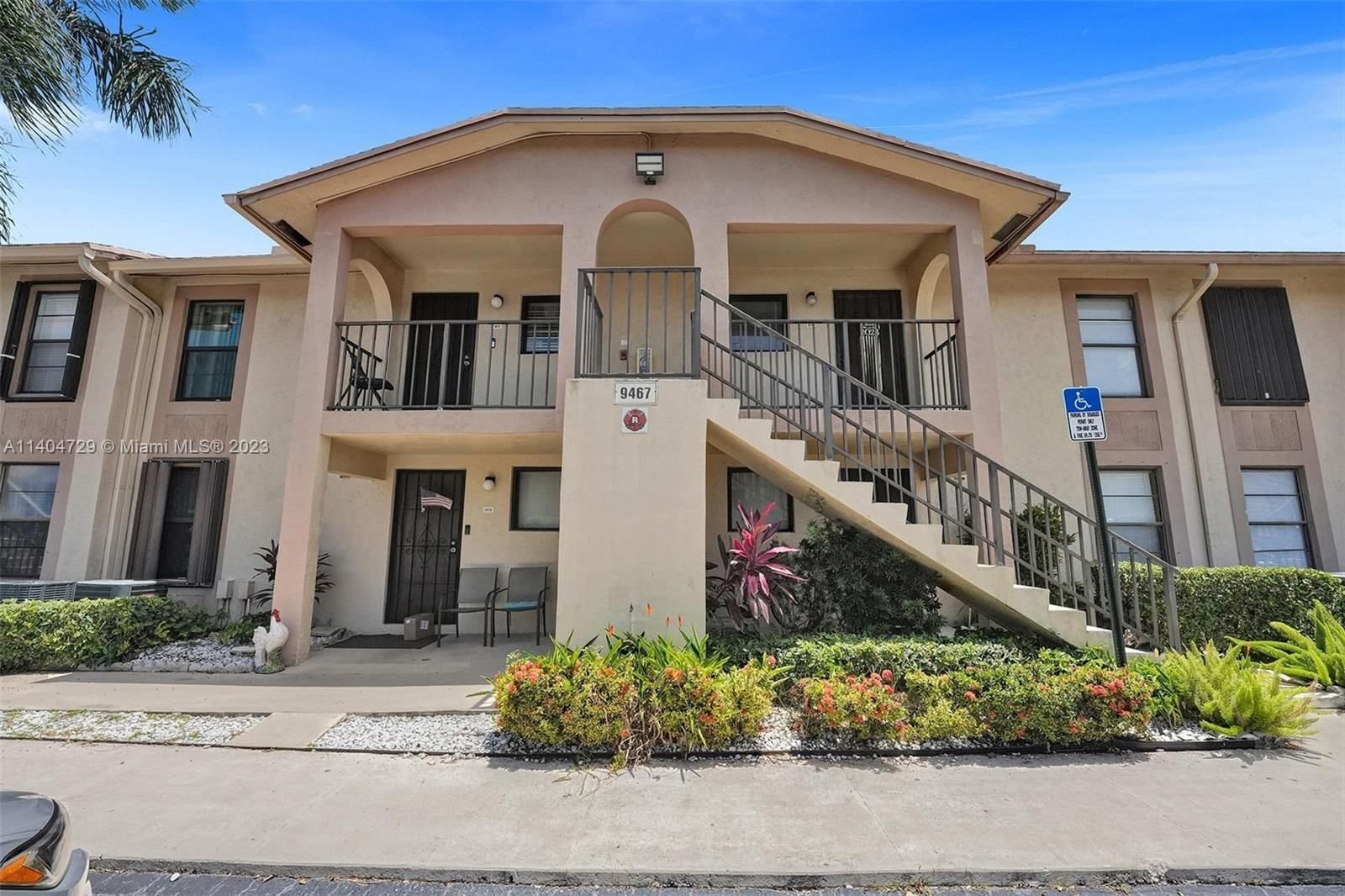 Real estate property located at 9467 Boca Cove Cir #811, Palm Beach County, Boca Raton, FL