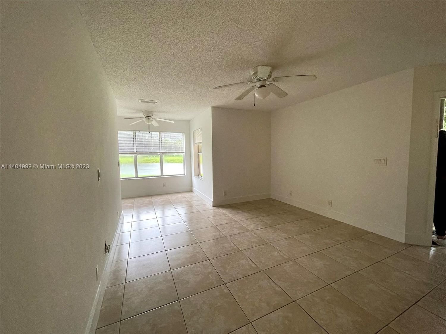 Real estate property located at 3330 Pinewalk Dr N #1618, Broward County, Margate, FL