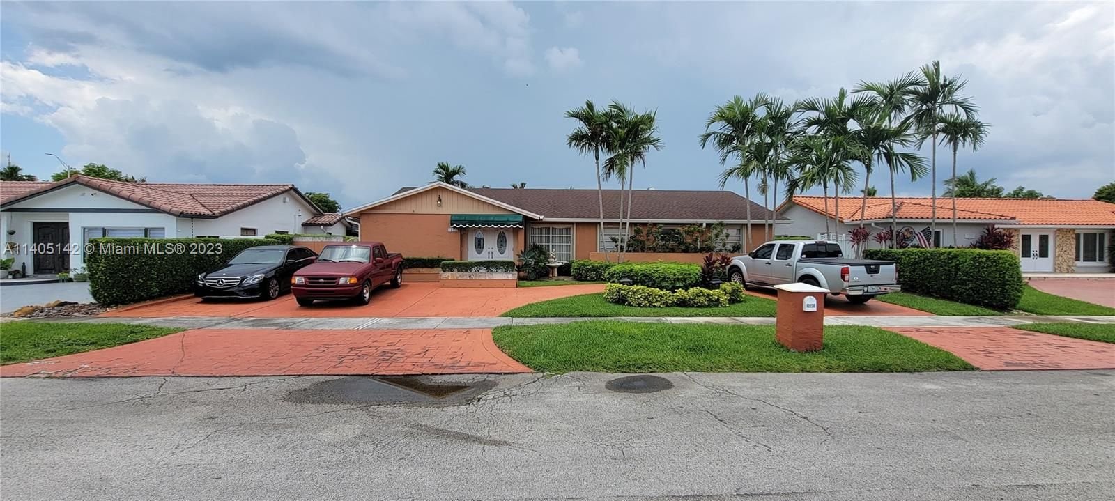 Real estate property located at 13220 46th St, Miami-Dade County, SAN SEBASTIAN UNIT NO 5, Miami, FL