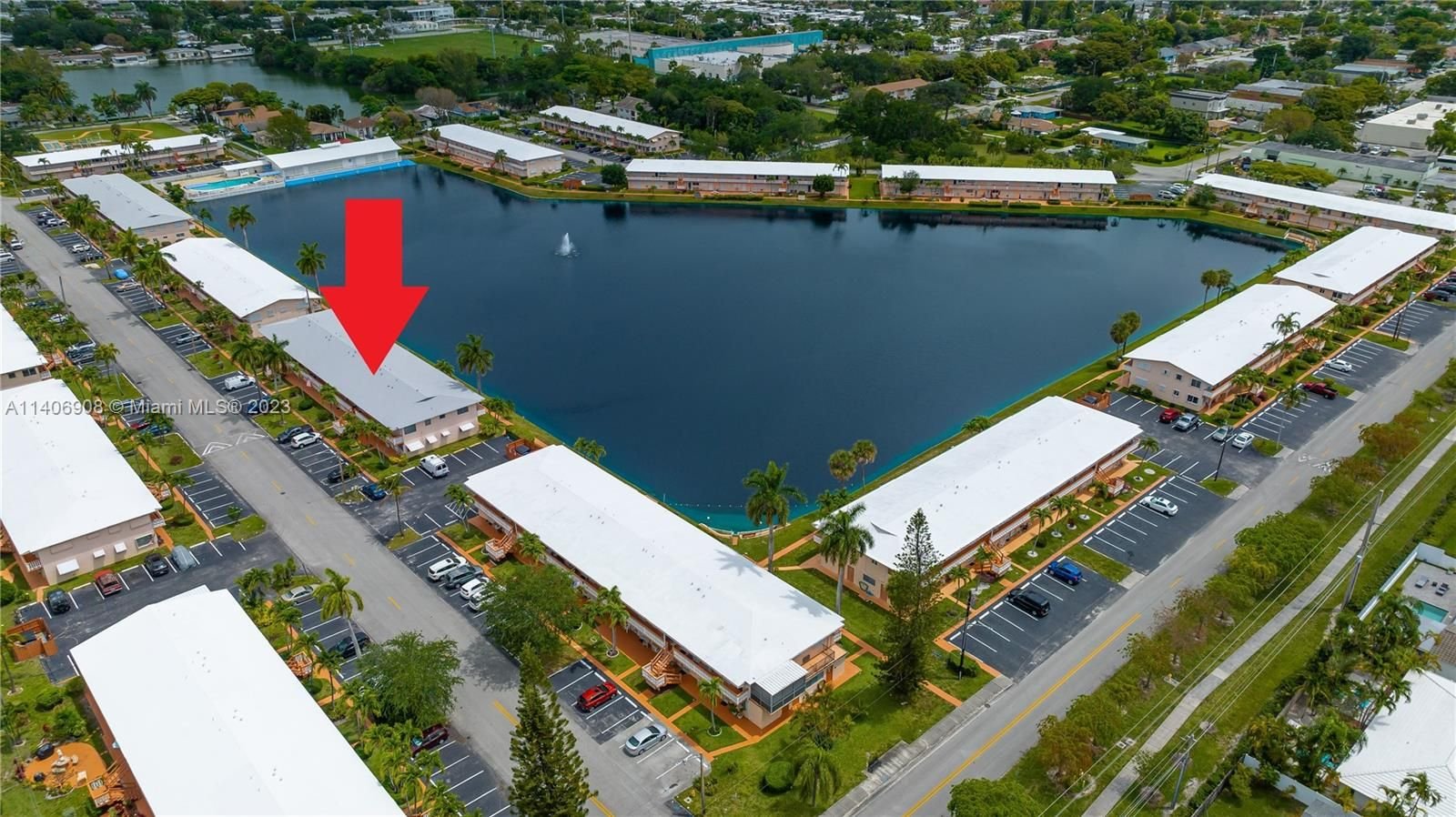 Real estate property located at 925 11th Ave #12J, Broward County, ROLEN LAKE GARDENS CO-OP, Hallandale Beach, FL