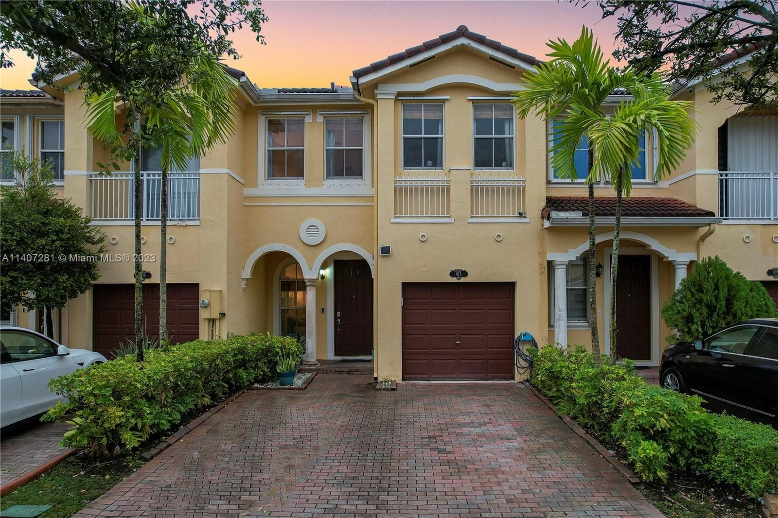 Real estate property located at 913 149th Ct #913, Miami-Dade County, Miami, FL