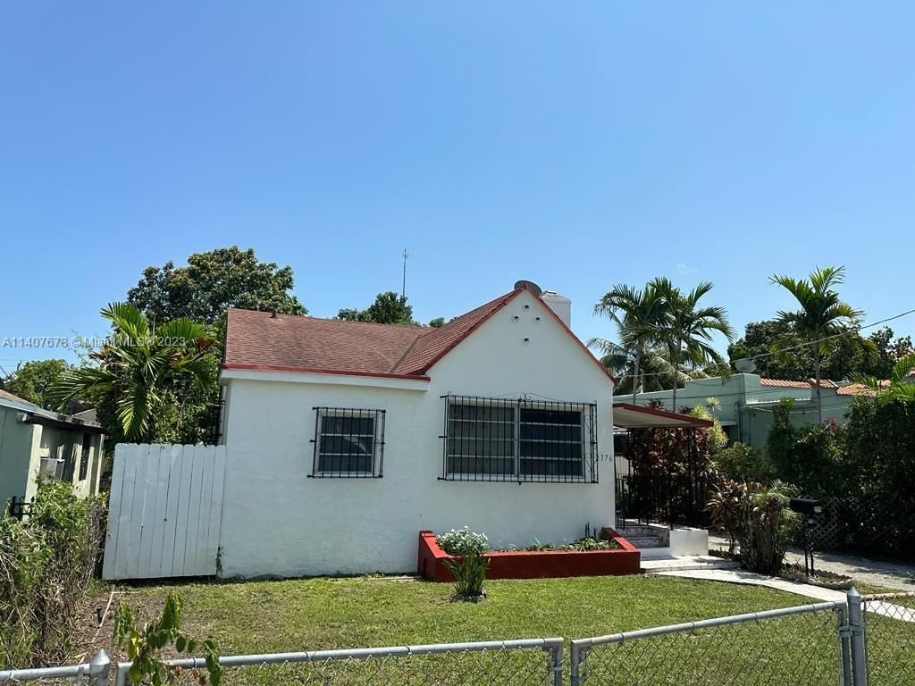 Real estate property located at 2376 1st St, Miami-Dade County, Miami, FL