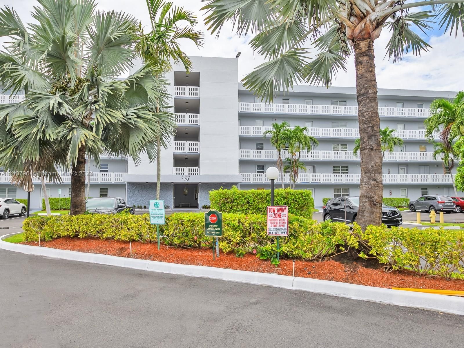 Real estate property located at 170 5th Ave #401, Broward County, Dania Beach, FL