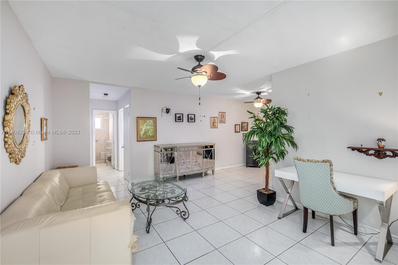 Real estate property located at 350 Collins Ave #205, Miami-Dade County, OCEAN BEACH FLA SUB, Miami Beach, FL