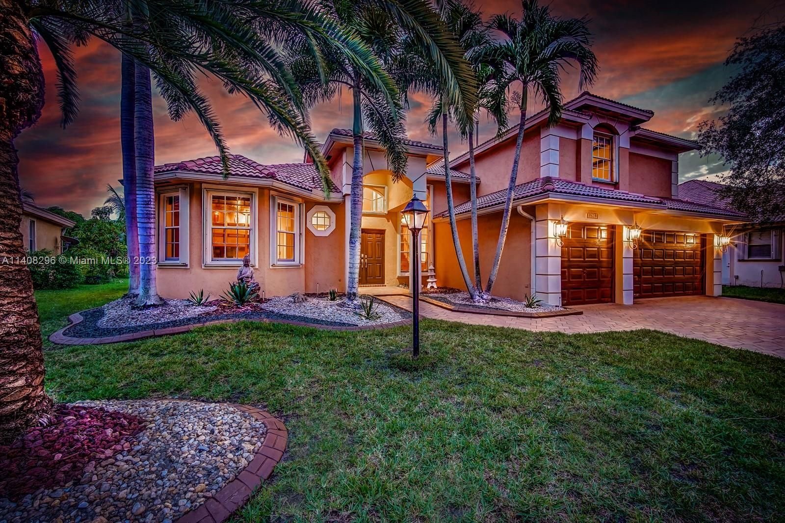 Real estate property located at 12812 20th St, Broward County, Pembroke Pines, FL