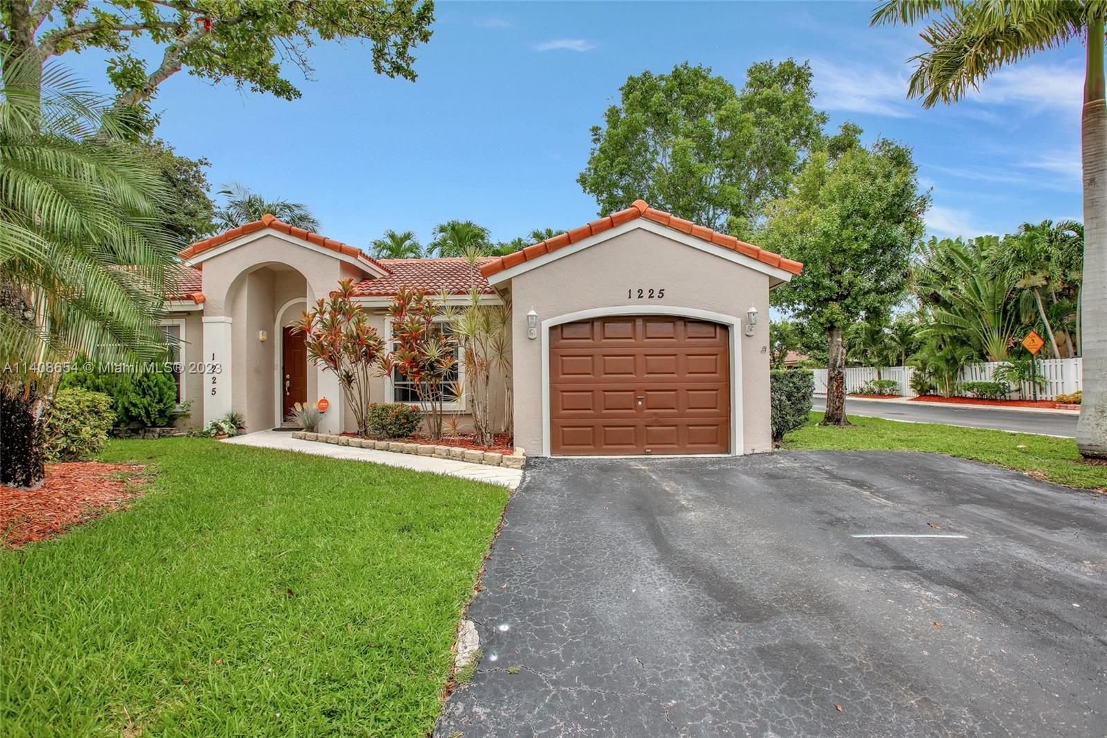 Real estate property located at 1225 126th Ter, Broward County, Sunrise, FL