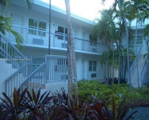 Real estate property located at 8080 Tatum Waterway Dr #8, Miami-Dade County, Miami Beach, FL