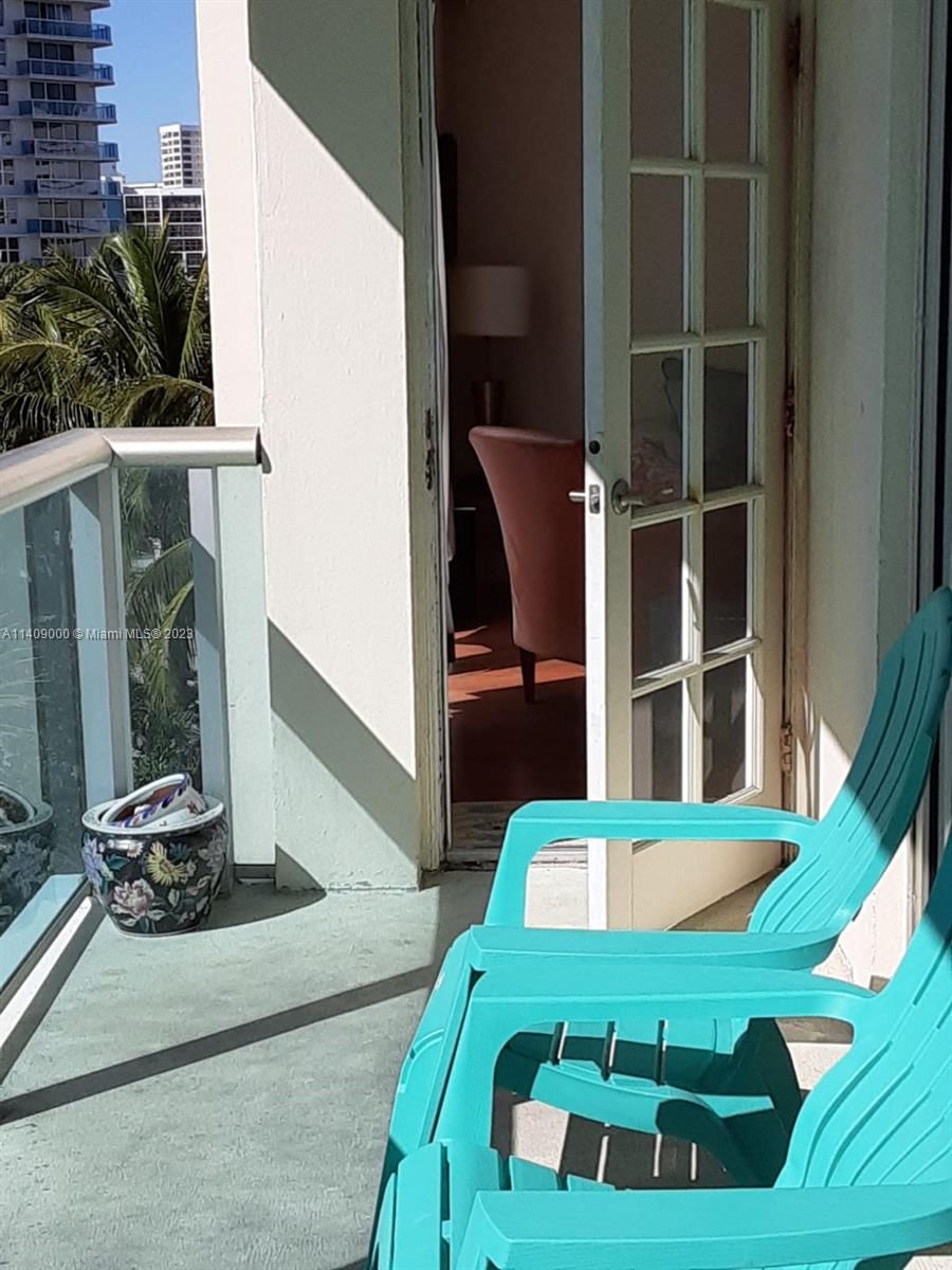 Real estate property located at 3801 Ocean Dr #5O, Broward, Tides On Hollywood Beach, Hollywood, FL