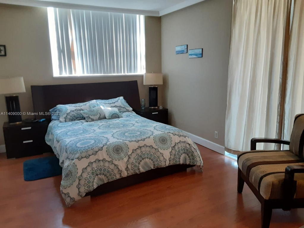 Real estate property located at 3801 Ocean Dr #5O, Broward, Tides On Hollywood Beach, Hollywood, FL
