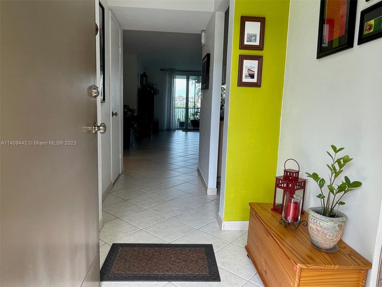 Real estate property located at 1660 191st St #111-1, Miami-Dade County, JADE WINDS GROUP ALLAMAND, North Miami Beach, FL