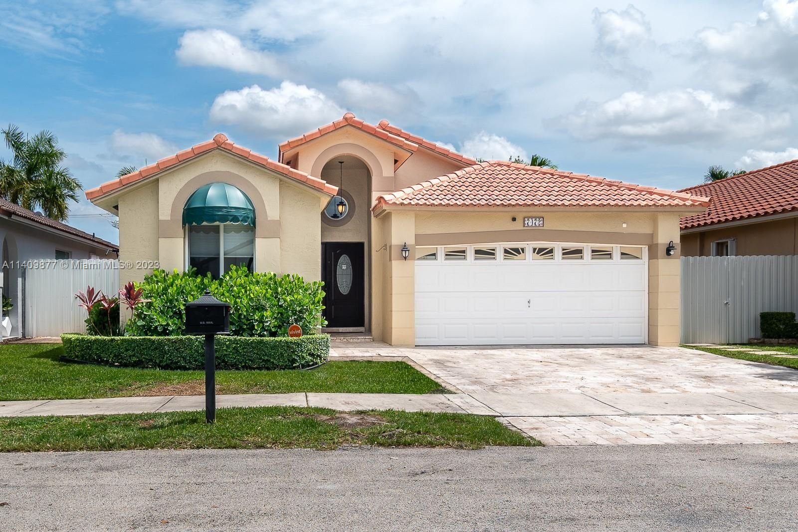 Real estate property located at 7472 169th Ln, Miami-Dade County, Hialeah, FL