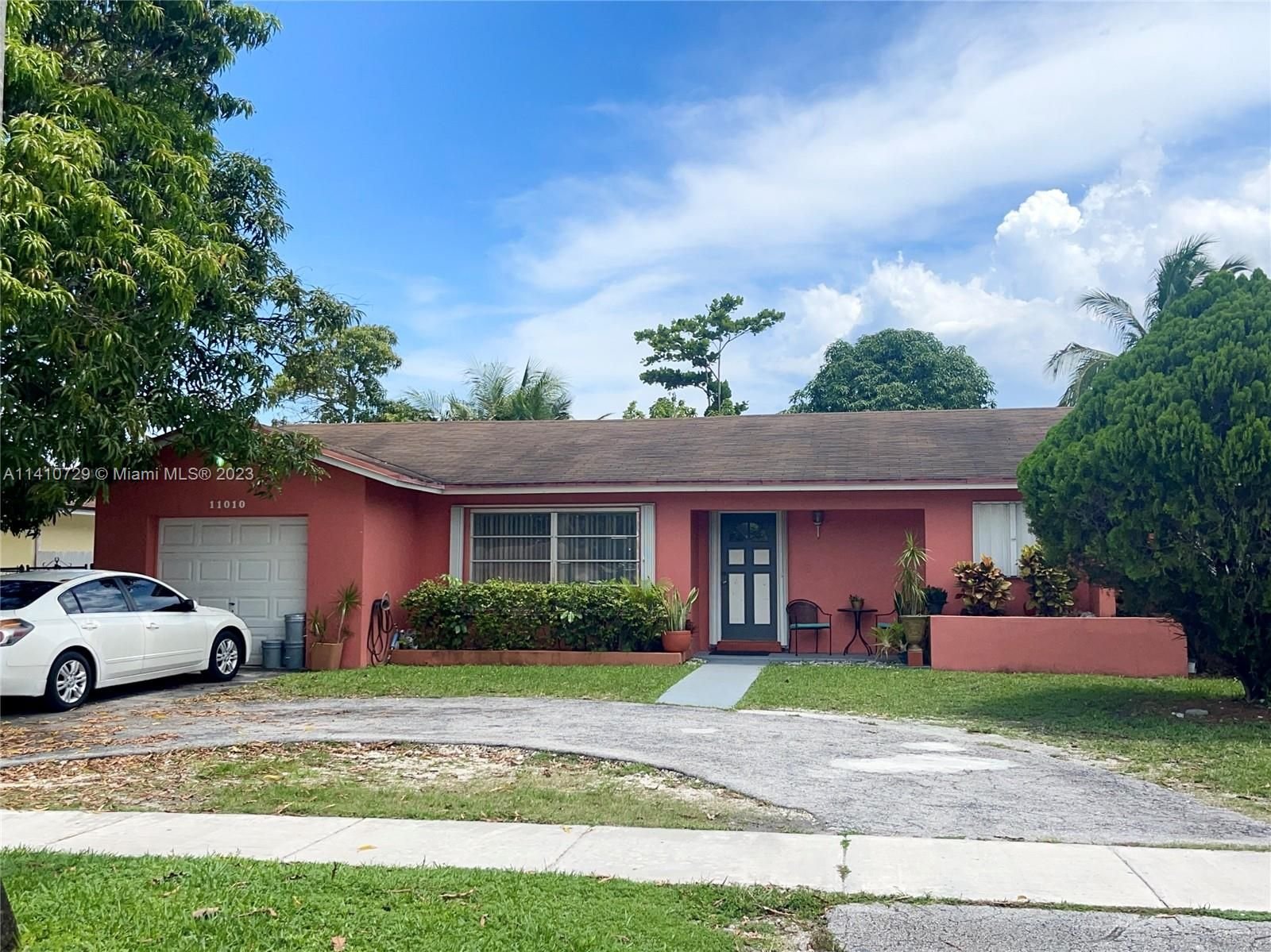 Real estate property located at 11010 160th St, Miami-Dade County, Miami, FL