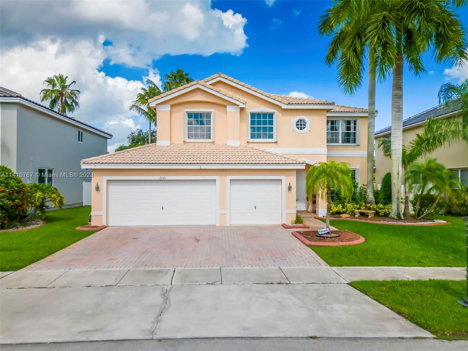 Real estate property located at 2245 183rd Ter, Broward County, SILVER LAKES PHASE III, Miramar, FL