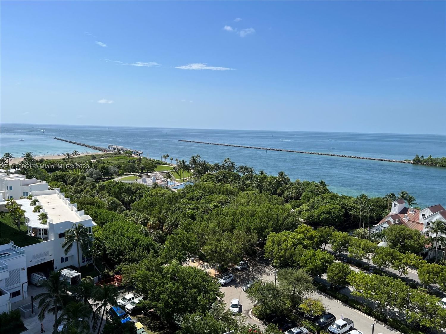 Real estate property located at 400 POINTE DR #1404, Miami-Dade County, South Pointe Tower, Miami Beach, FL