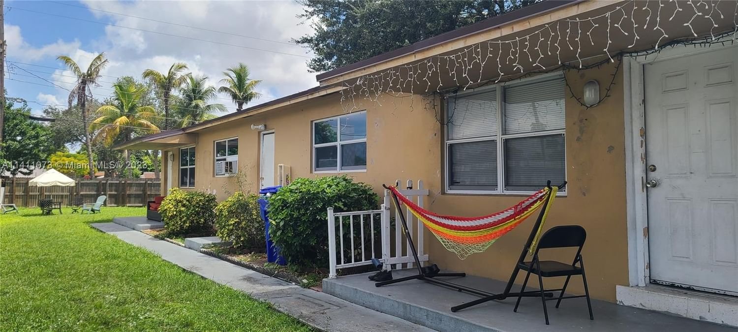Real estate property located at 5841 Lincoln St, Broward County, HOLLYWOOD BEACH GARDENS, Hollywood, FL