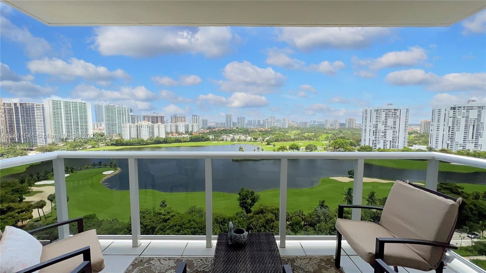 Real estate property located at 3625 Country Club Dr #1904, Miami-Dade County, Aventura, FL