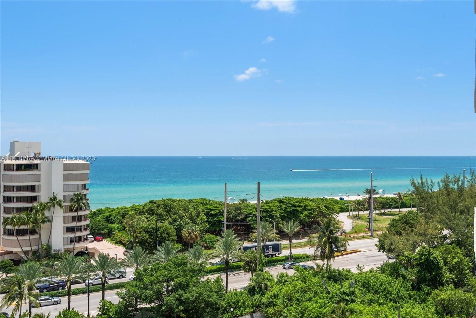 Real estate property located at 100 Bayview Dr #1014, Miami-Dade County, Sunny Isles Beach, FL