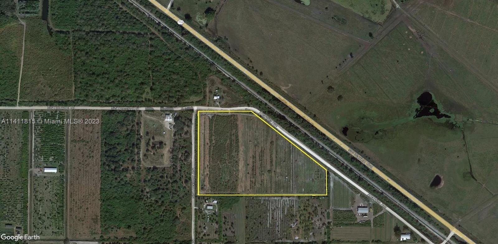 Real estate property located at 10500 Amaryllis Ave, Martin County, SUNSET GROVES SECTION ONE, Indian Town, FL