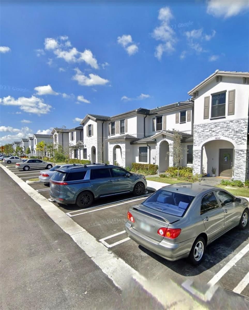 Real estate property located at 18106 148th Rd, Miami-Dade County, BOWTIE SUBDIVISION, Miami, FL